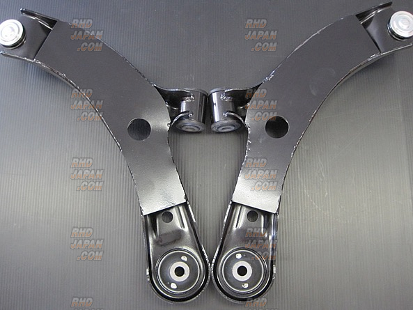 R's Racing Service Reinforced Front Lower Arm Roll Center